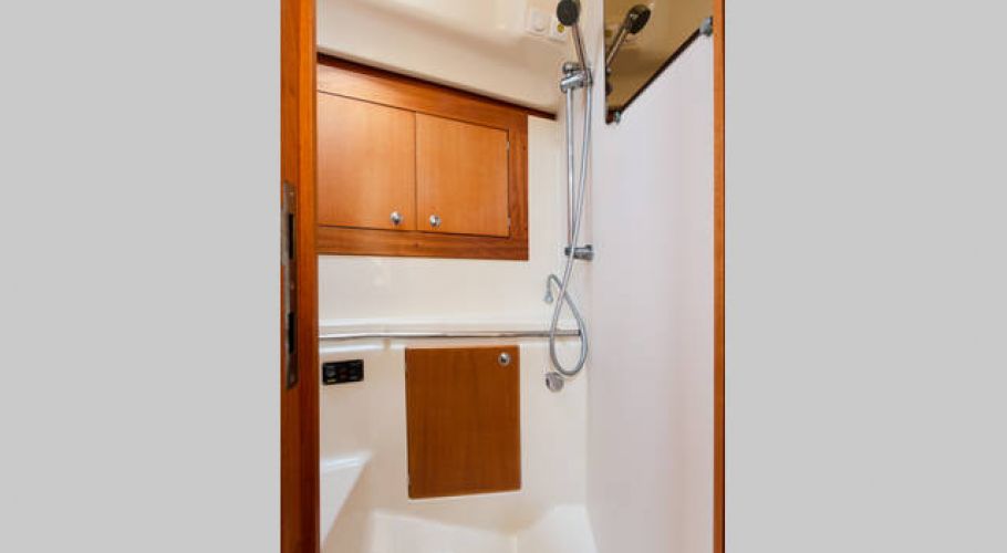 6dd9c2b1-b617-4abc-af89-e4352d3d3f8c